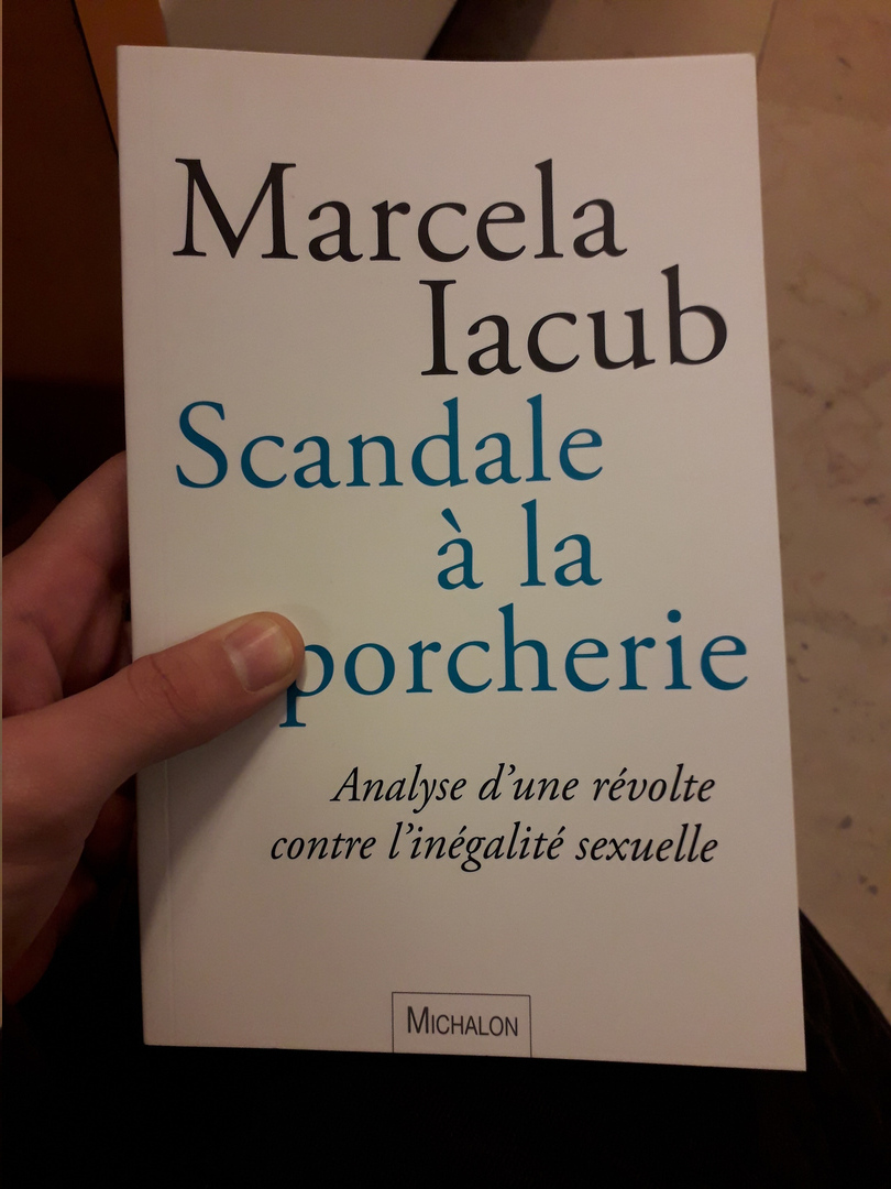 Image 1 : Couverture du livre Scandale à la porcherie, analyse d'une révolte contre l'inégalité sexuelle de Marcela Iacub