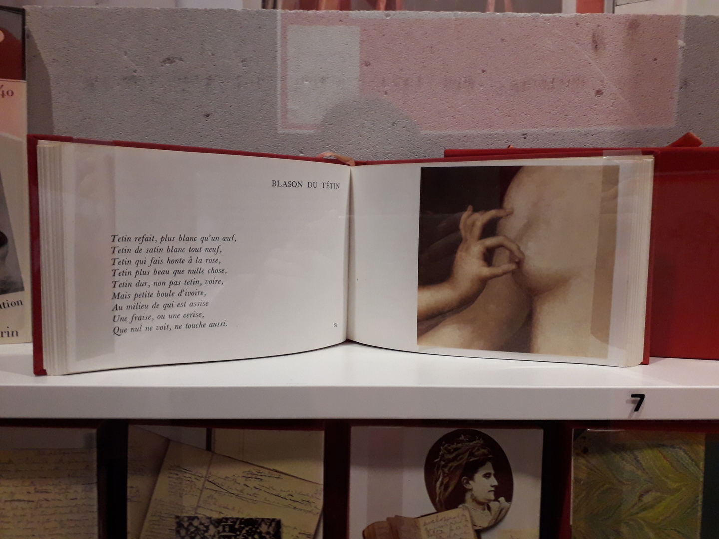 Double page d'un livre avec visuel et poème intitulé Blason du tétin