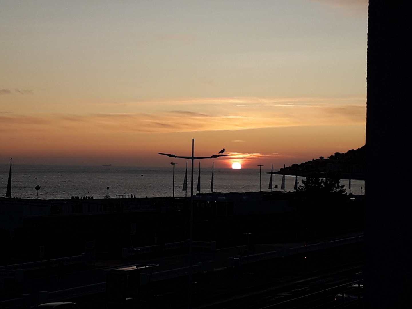 Image 1 : Coucher de soleil sur la plage du Havre