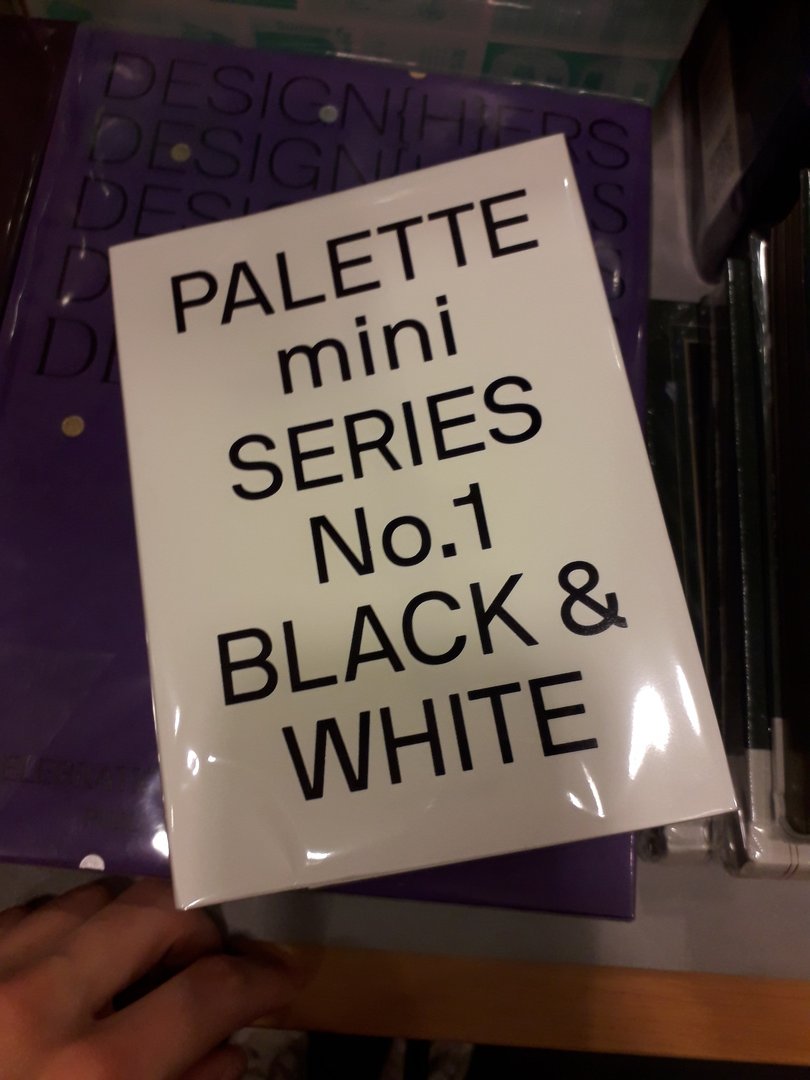 Image 25 : Couverture de l'ouvrage Palette mini Series No.1 Black & White avec fond blanc