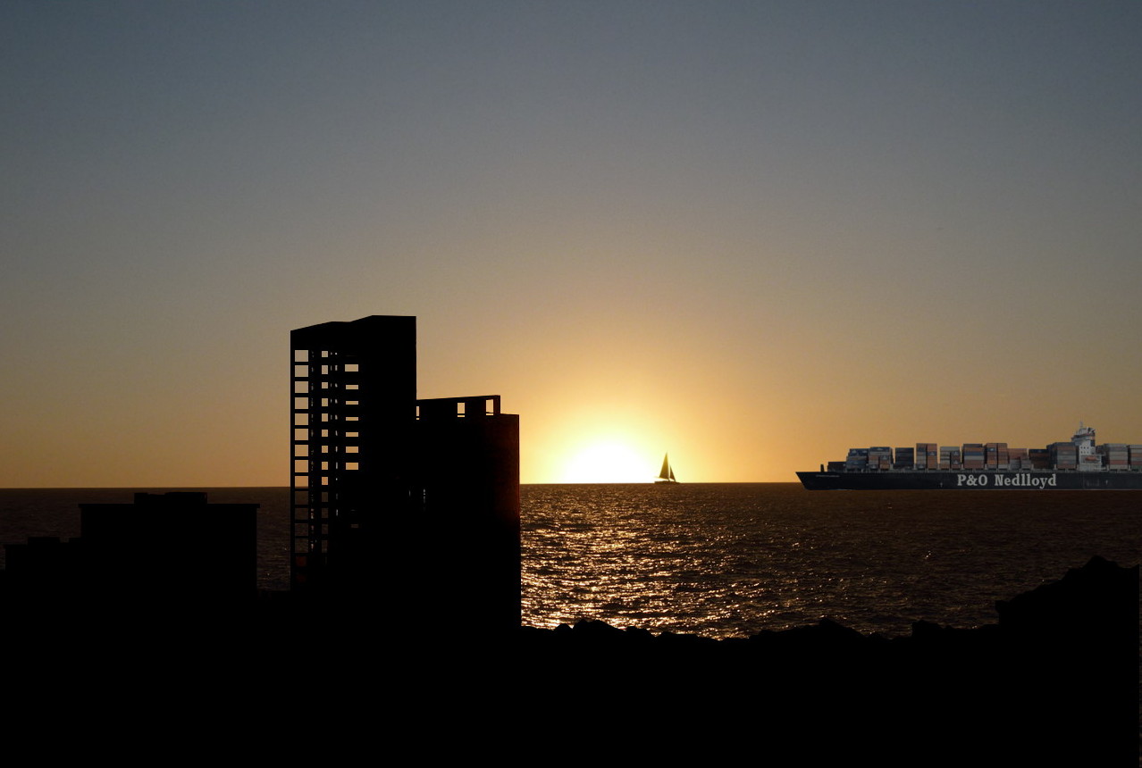 Image 8 : Assemblage photographique formant un coucher de soleil